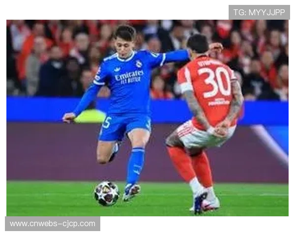 皇家马德里客场1-0小胜本菲卡，维尼修斯世界波建功